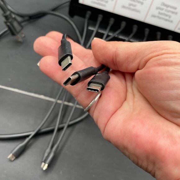 Interstate Batteries KIA Promo Faux Car Battery Electronics Charging Station - Picture 5 of 13